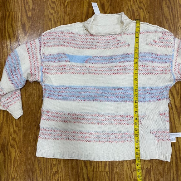 Lou and Grey Fringe Out Sweater - Picture 7 of 8